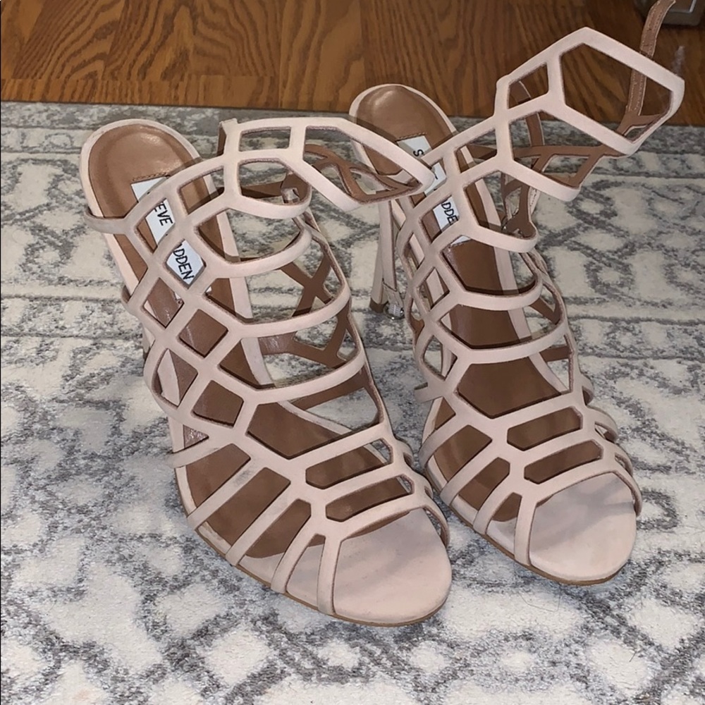 Beautiful nude heels